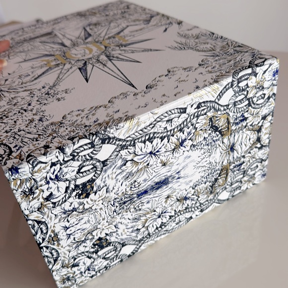 Dior Printed Box - Picture 4 of 10